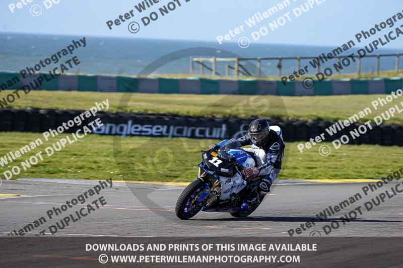 anglesey no limits trackday;anglesey photographs;anglesey trackday photographs;enduro digital images;event digital images;eventdigitalimages;no limits trackdays;peter wileman photography;racing digital images;trac mon;trackday digital images;trackday photos;ty croes